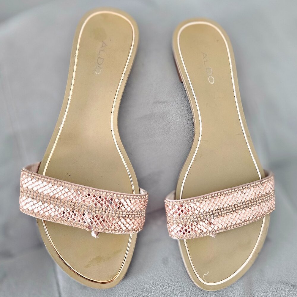 ALDO Cadillinna Rose Gold Rhinestone Sandals – Size 7.5 ✨